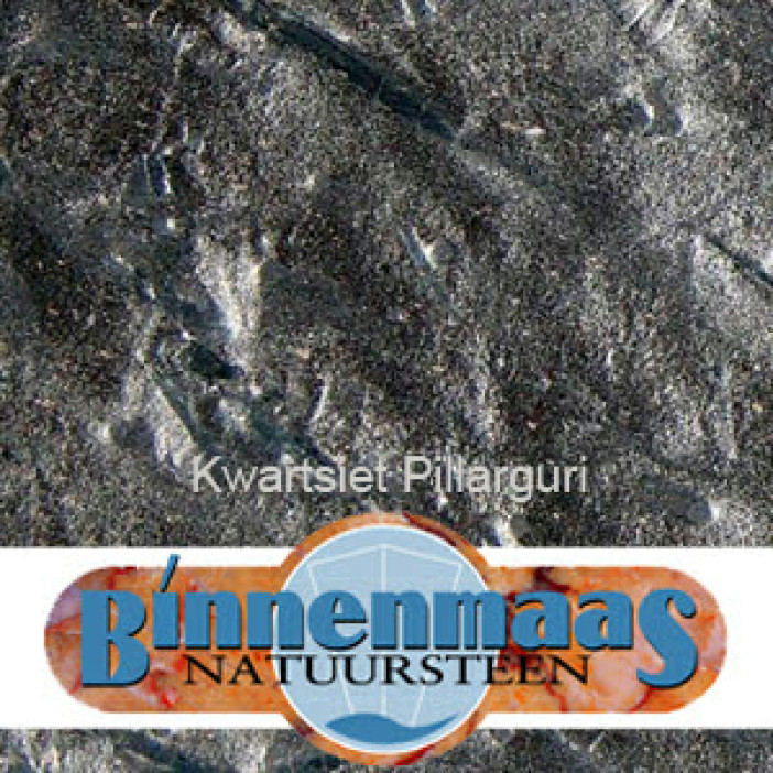 Kwartsiet Pillarguri Zwart